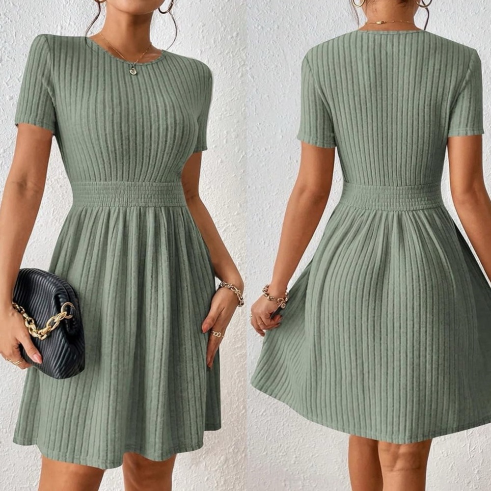 Green Ribbed Dress (M)
